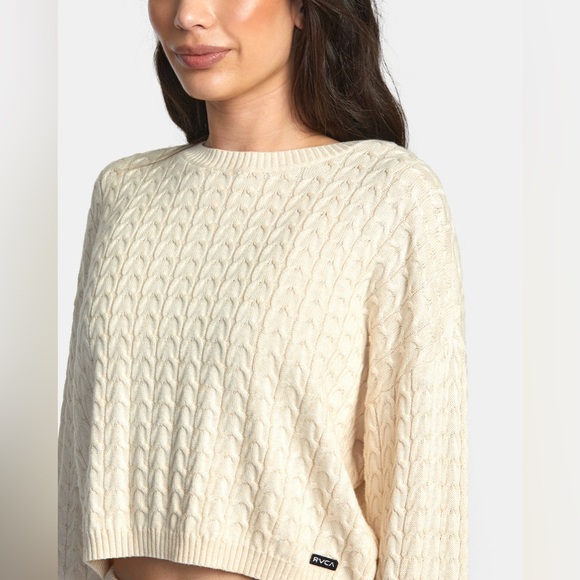 RVCA Soft Cable Cropped Sweater NWOT - Picture 2 of 7